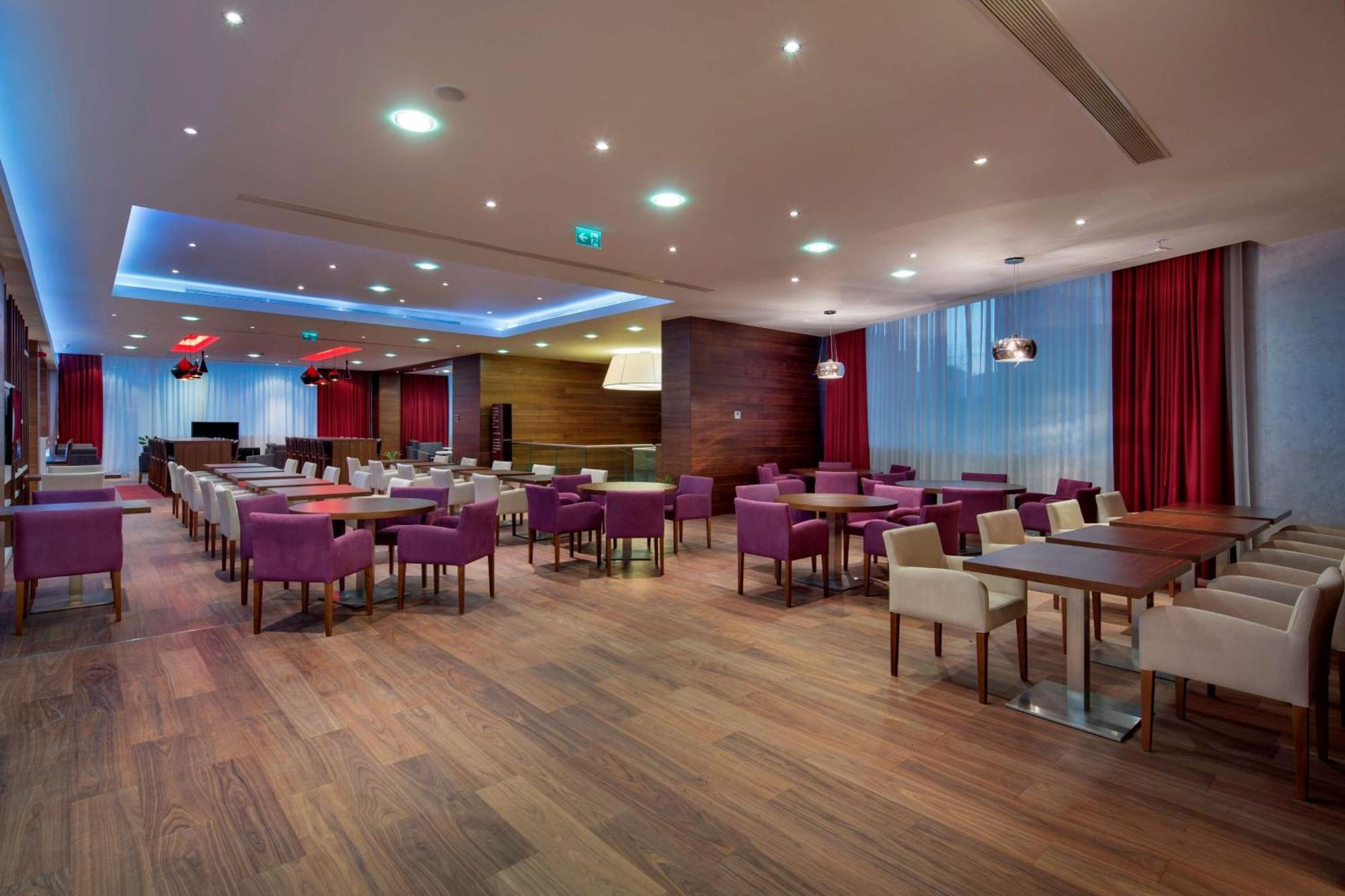 Hampton By Hilton Istanbul Kayasehir Ξενοδοχείο Εξωτερικό φωτογραφία