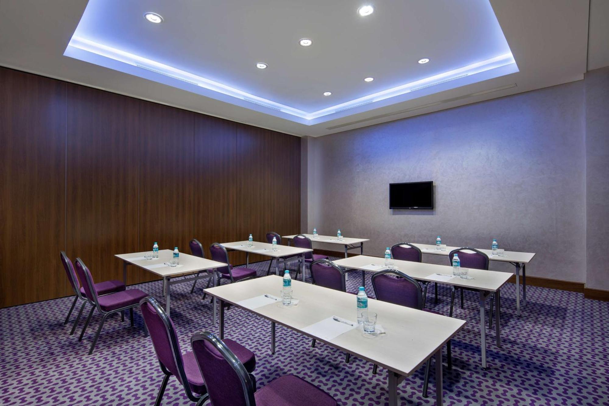Hampton By Hilton Istanbul Kayasehir Ξενοδοχείο Εξωτερικό φωτογραφία
