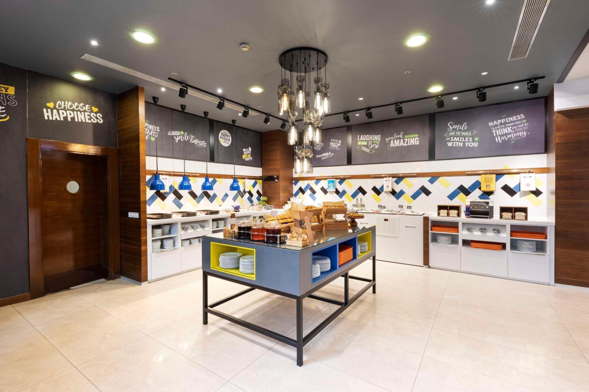 Hampton By Hilton Istanbul Kayasehir Ξενοδοχείο Εξωτερικό φωτογραφία