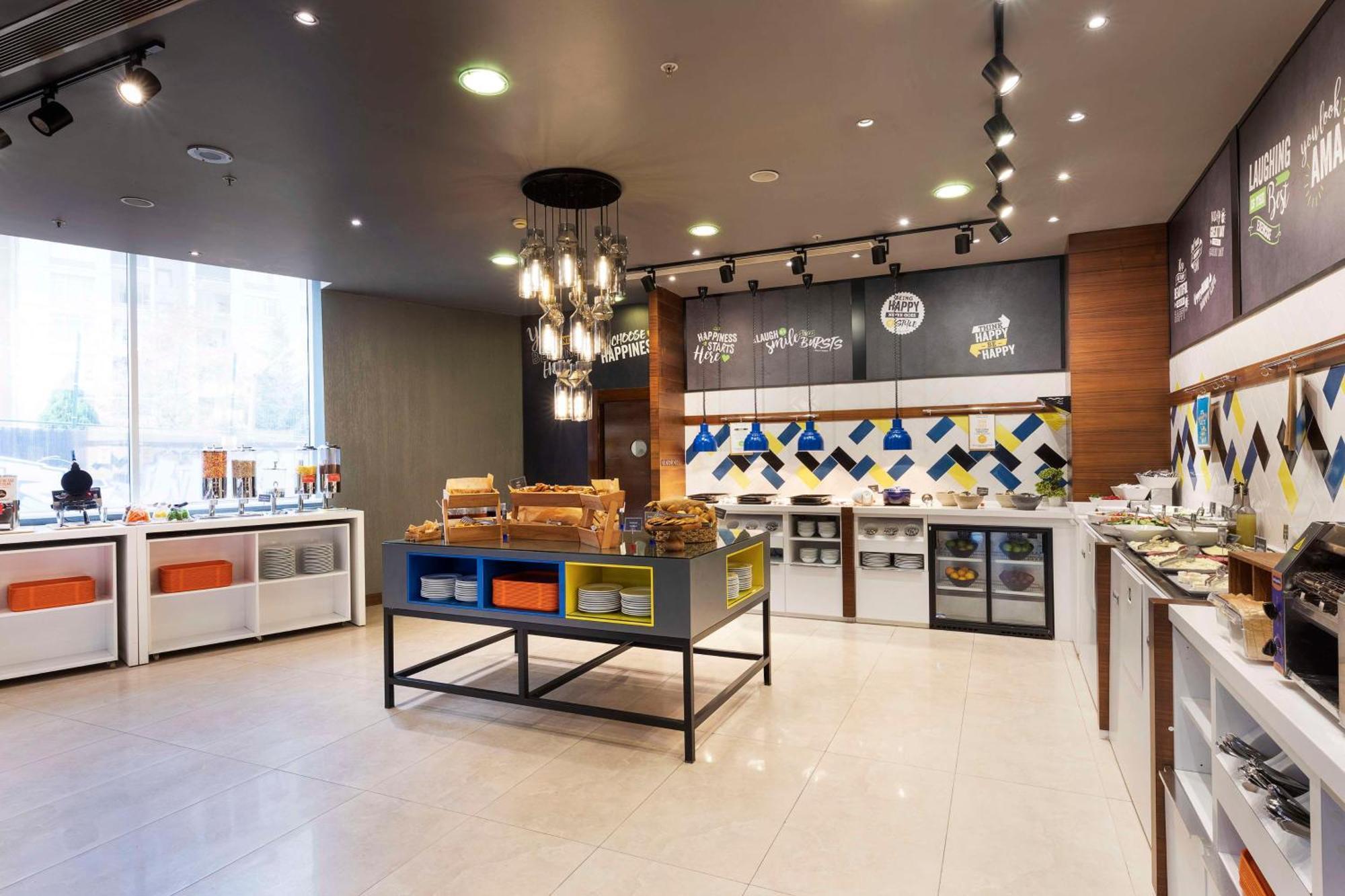 Hampton By Hilton Istanbul Kayasehir Ξενοδοχείο Εξωτερικό φωτογραφία