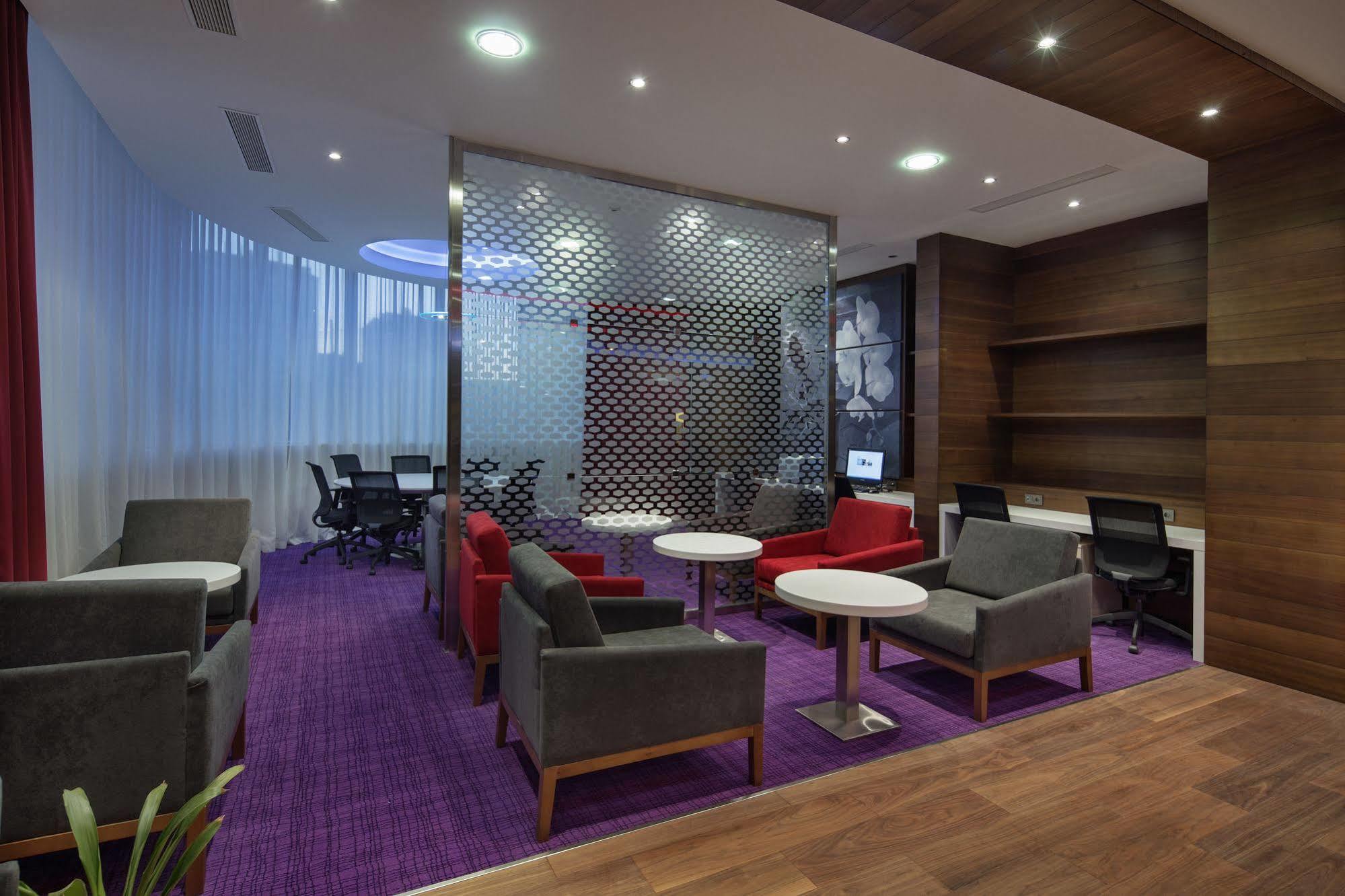 Hampton By Hilton Istanbul Kayasehir Ξενοδοχείο Εξωτερικό φωτογραφία