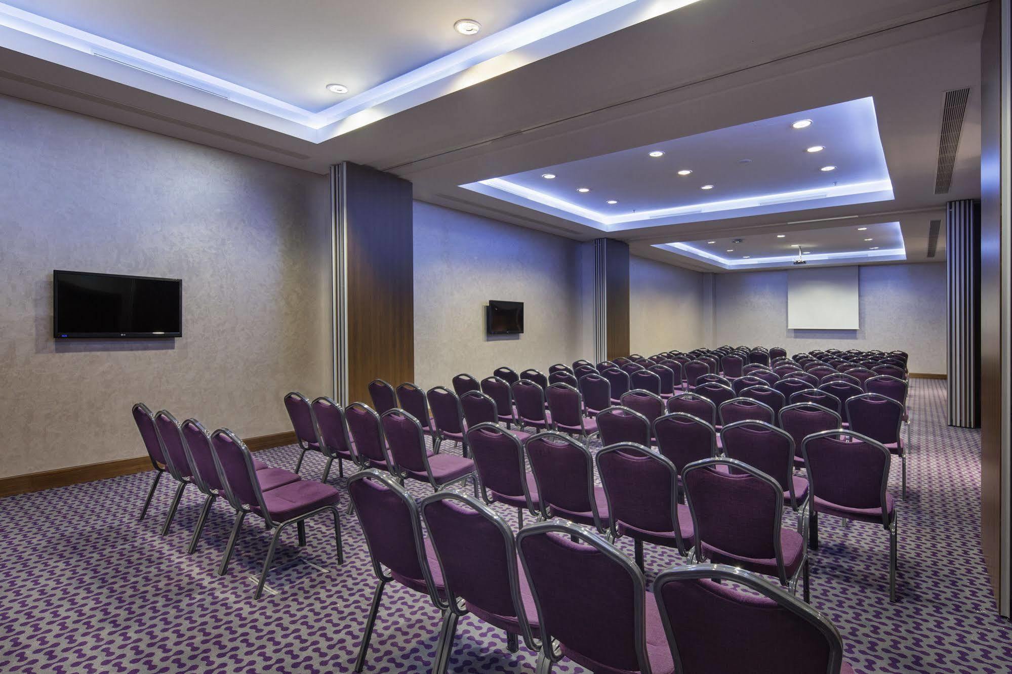 Hampton By Hilton Istanbul Kayasehir Ξενοδοχείο Εξωτερικό φωτογραφία