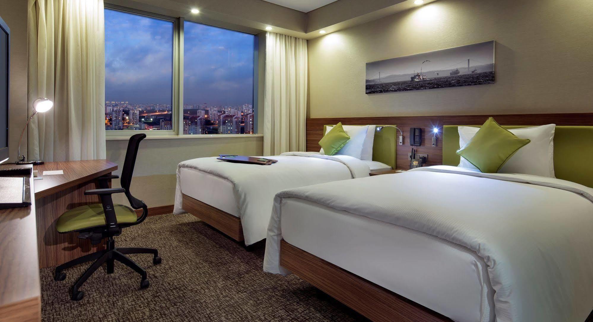Hampton By Hilton Istanbul Kayasehir Ξενοδοχείο Εξωτερικό φωτογραφία