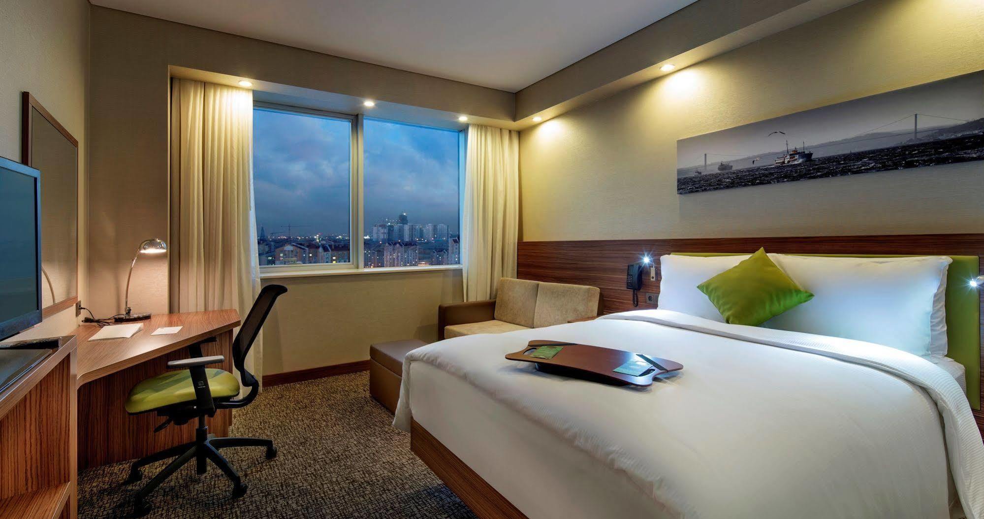 Hampton By Hilton Istanbul Kayasehir Ξενοδοχείο Εξωτερικό φωτογραφία